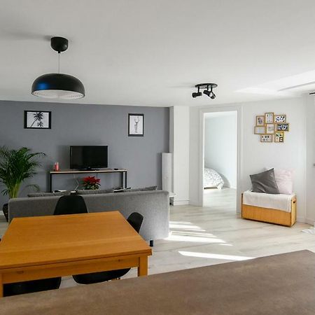 Apartamento Turistico En برونيتي المظهر الخارجي الصورة